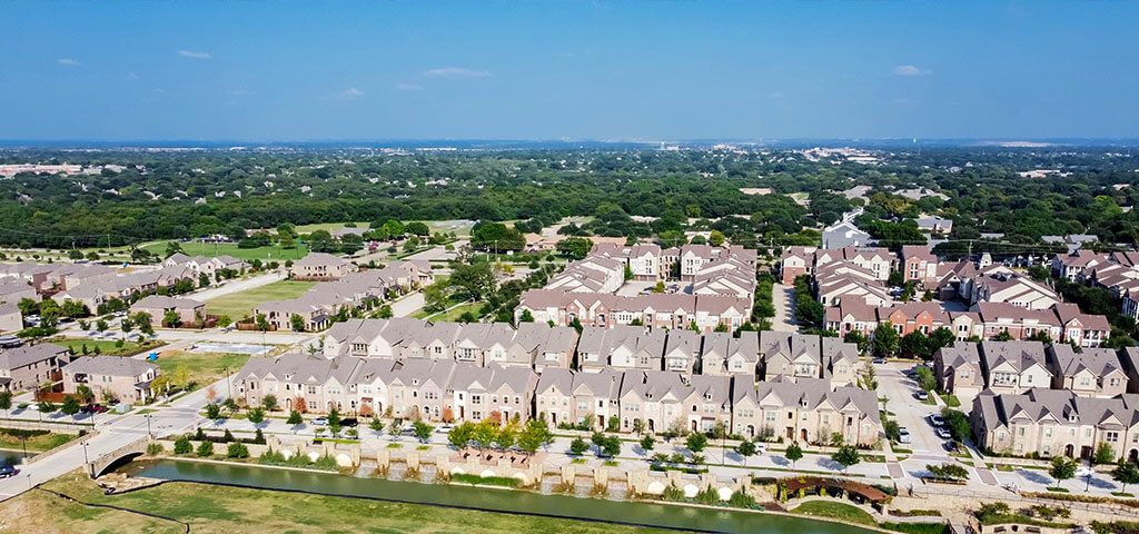 replacement cost vs actual cash value HOA insurance